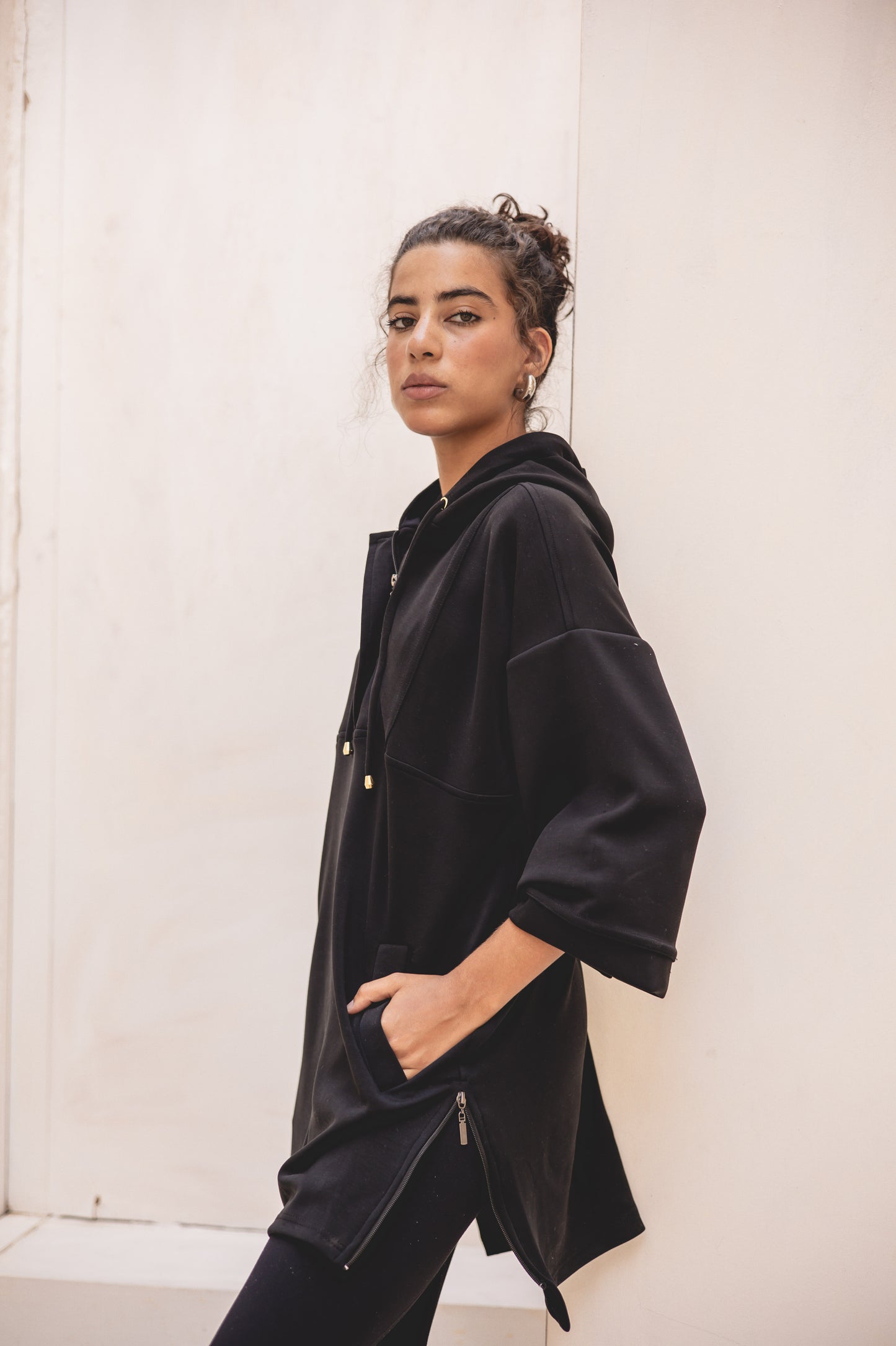 Core Zip breezy top in black