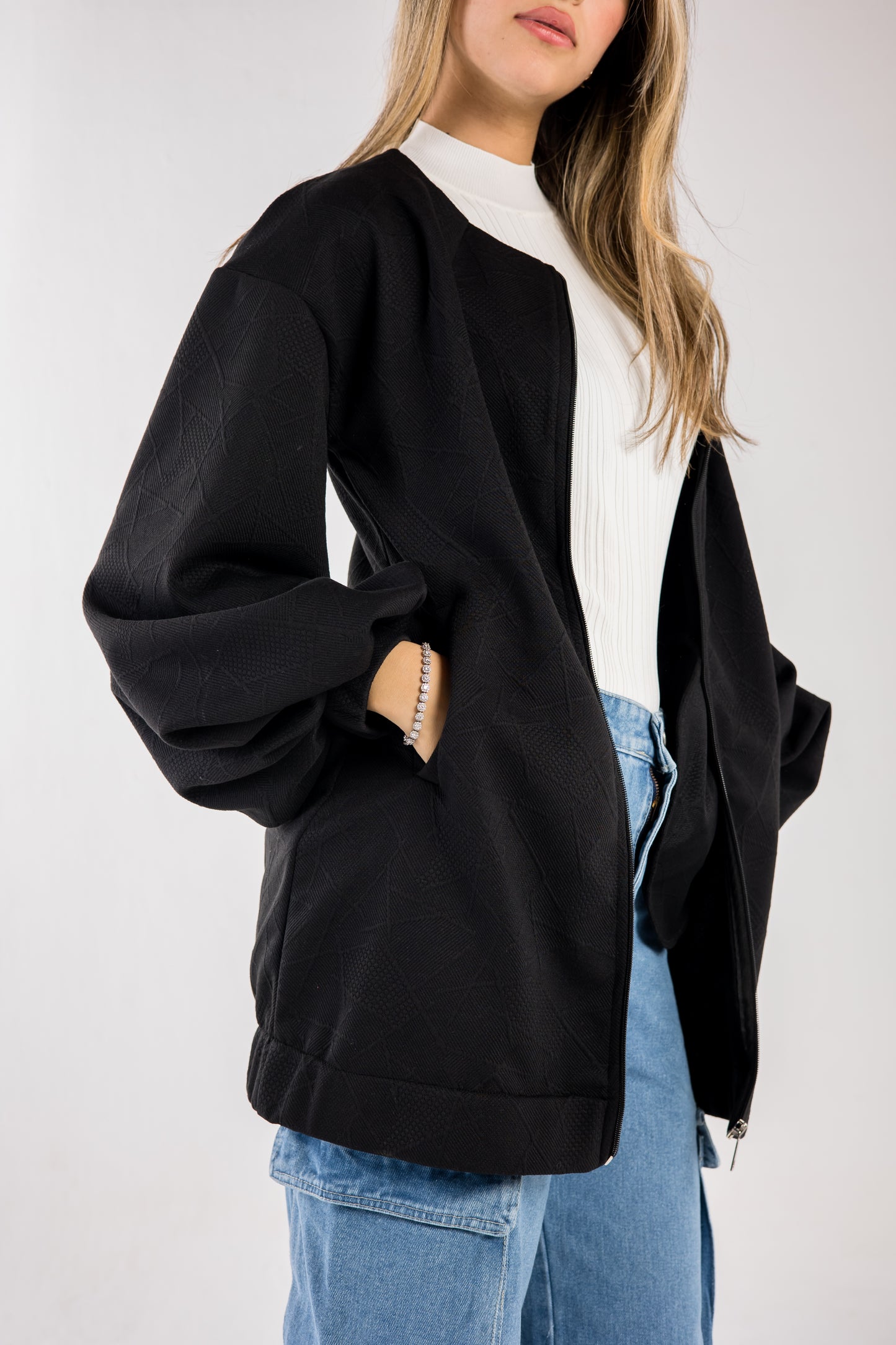 The pocket jacket in black