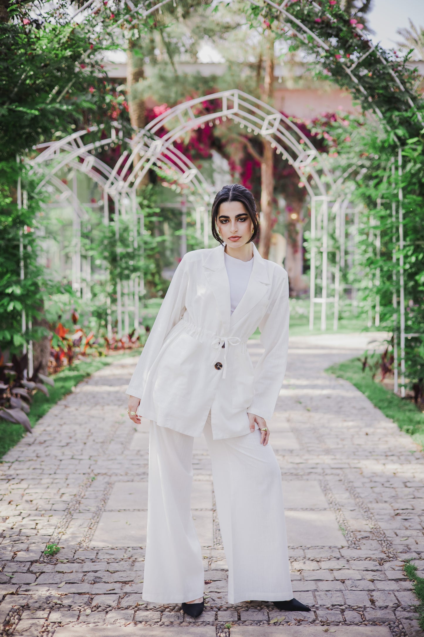 Linea blazer set in off white