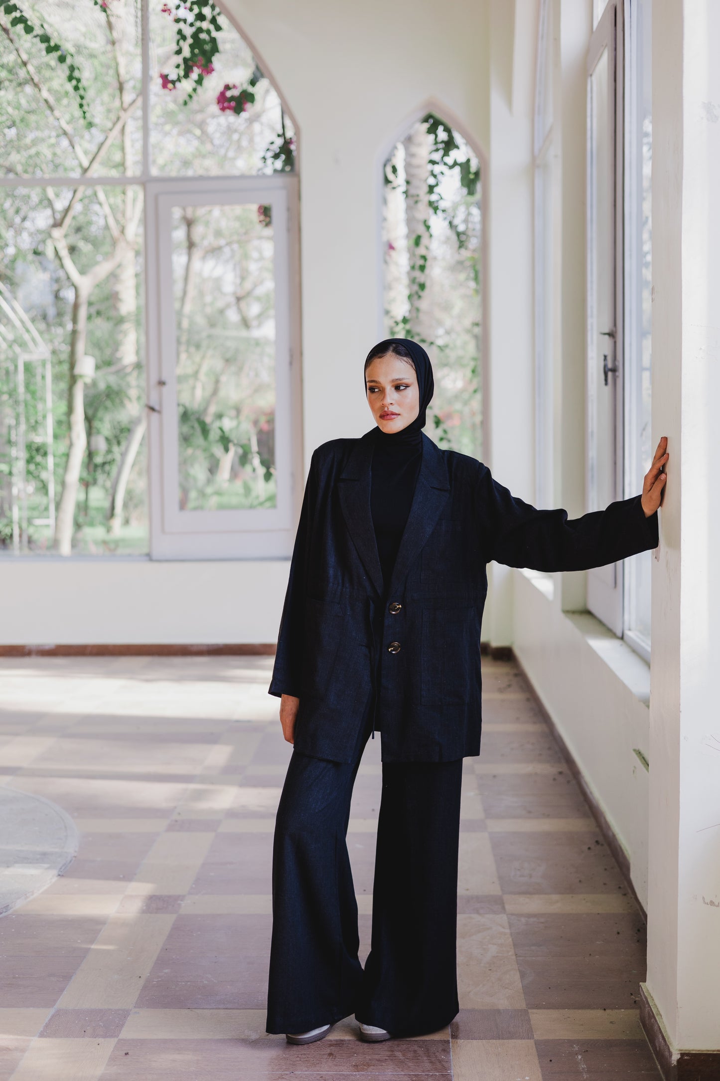Linea blazer set in black