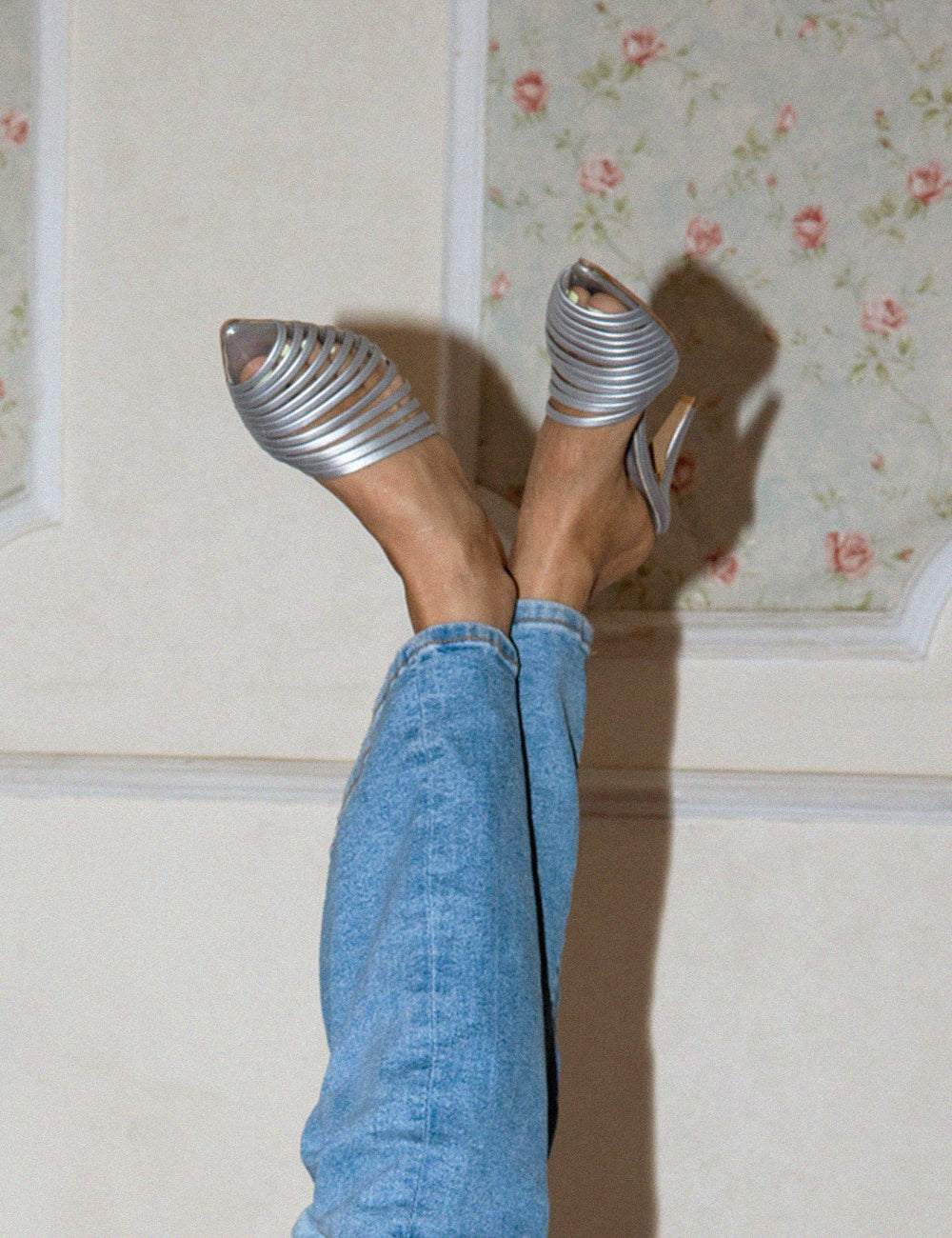 Strappy mule’s in silver (Pre order)