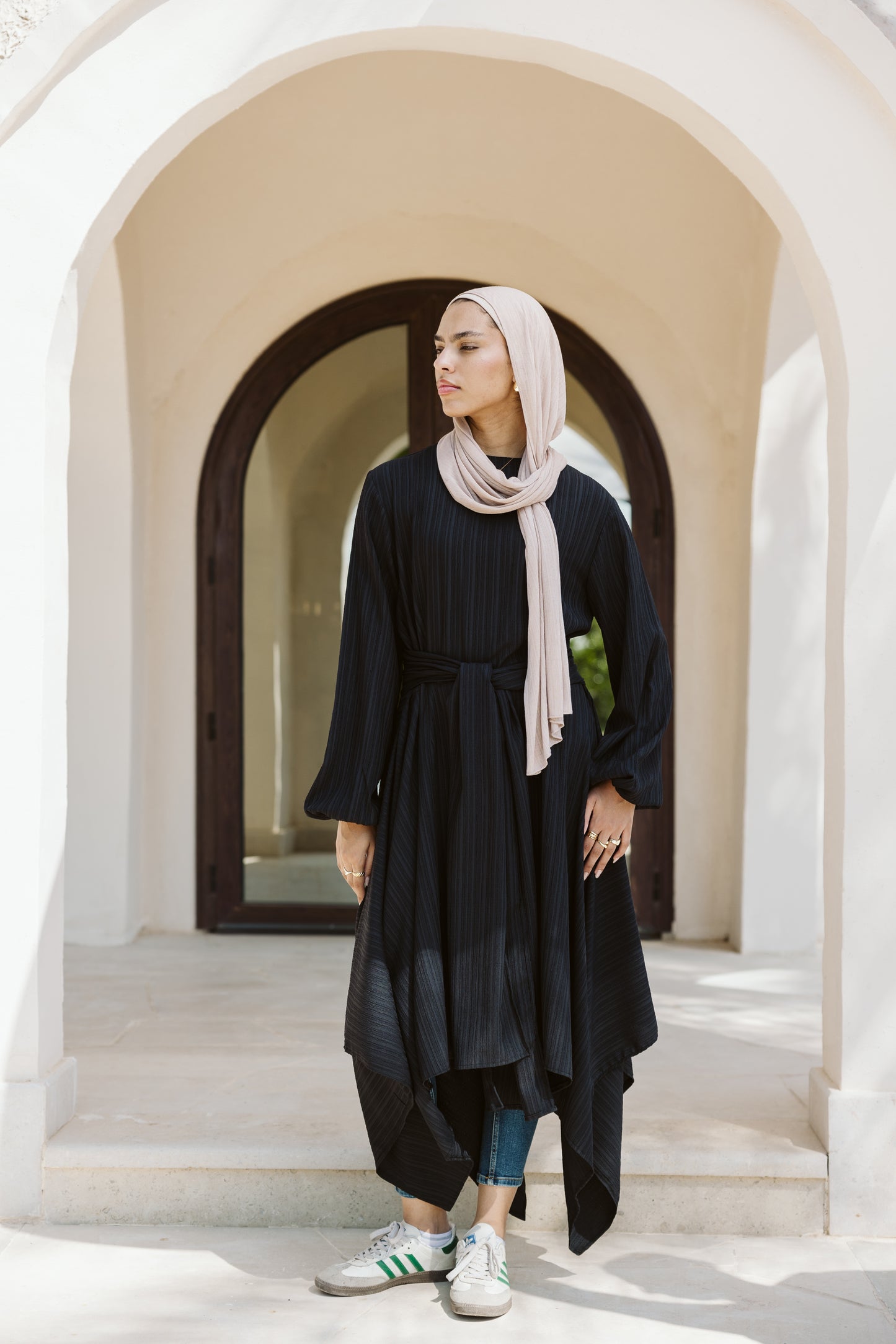 Asymmetrical dress in black