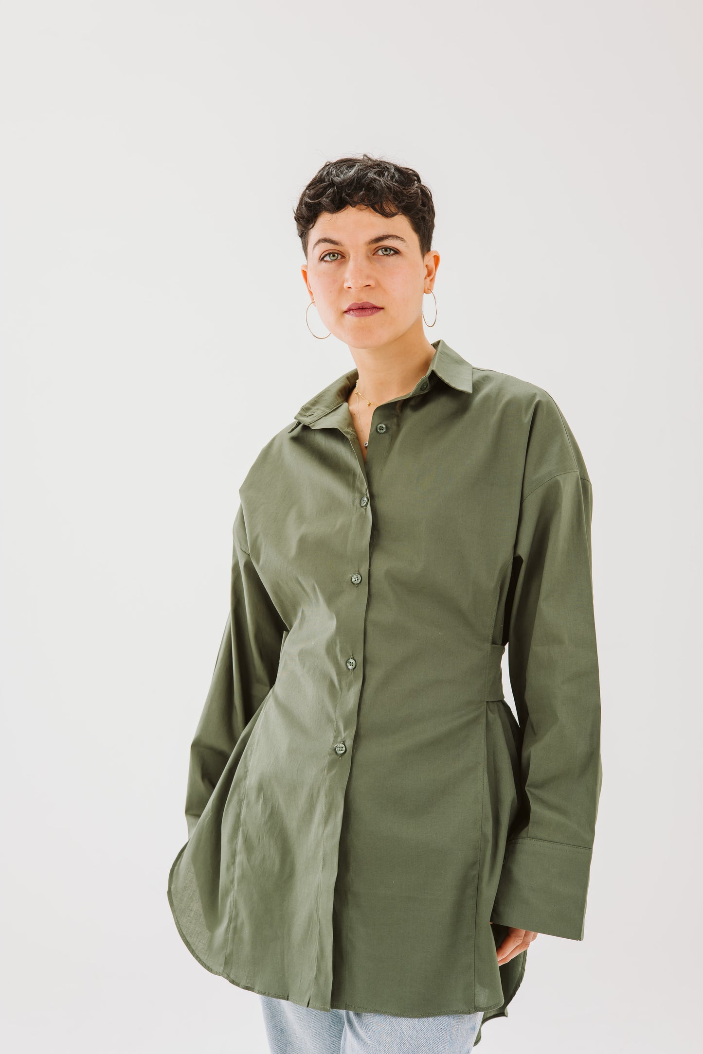 Ribbon chemise in Olive.