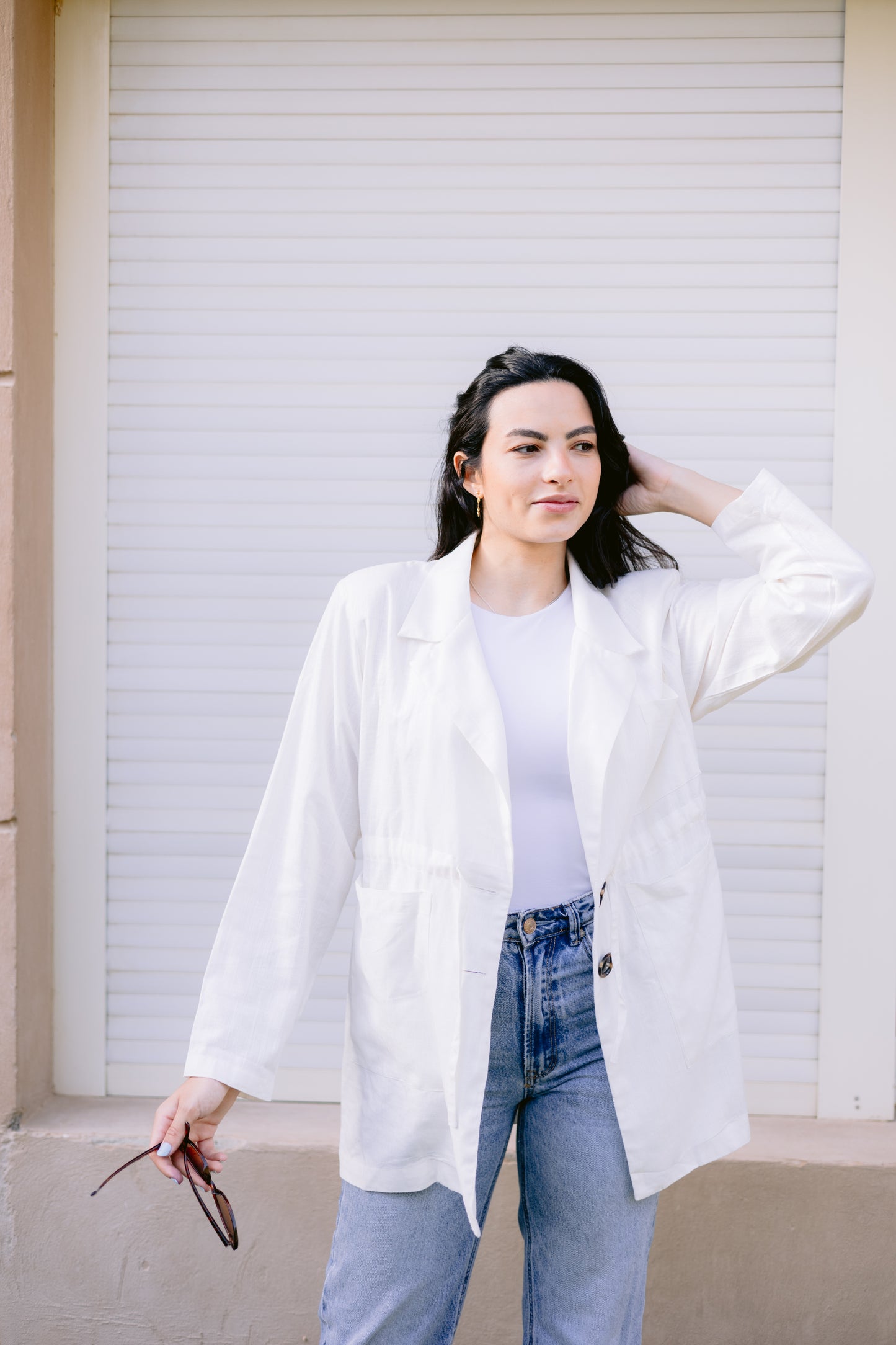 Line blazer in off white