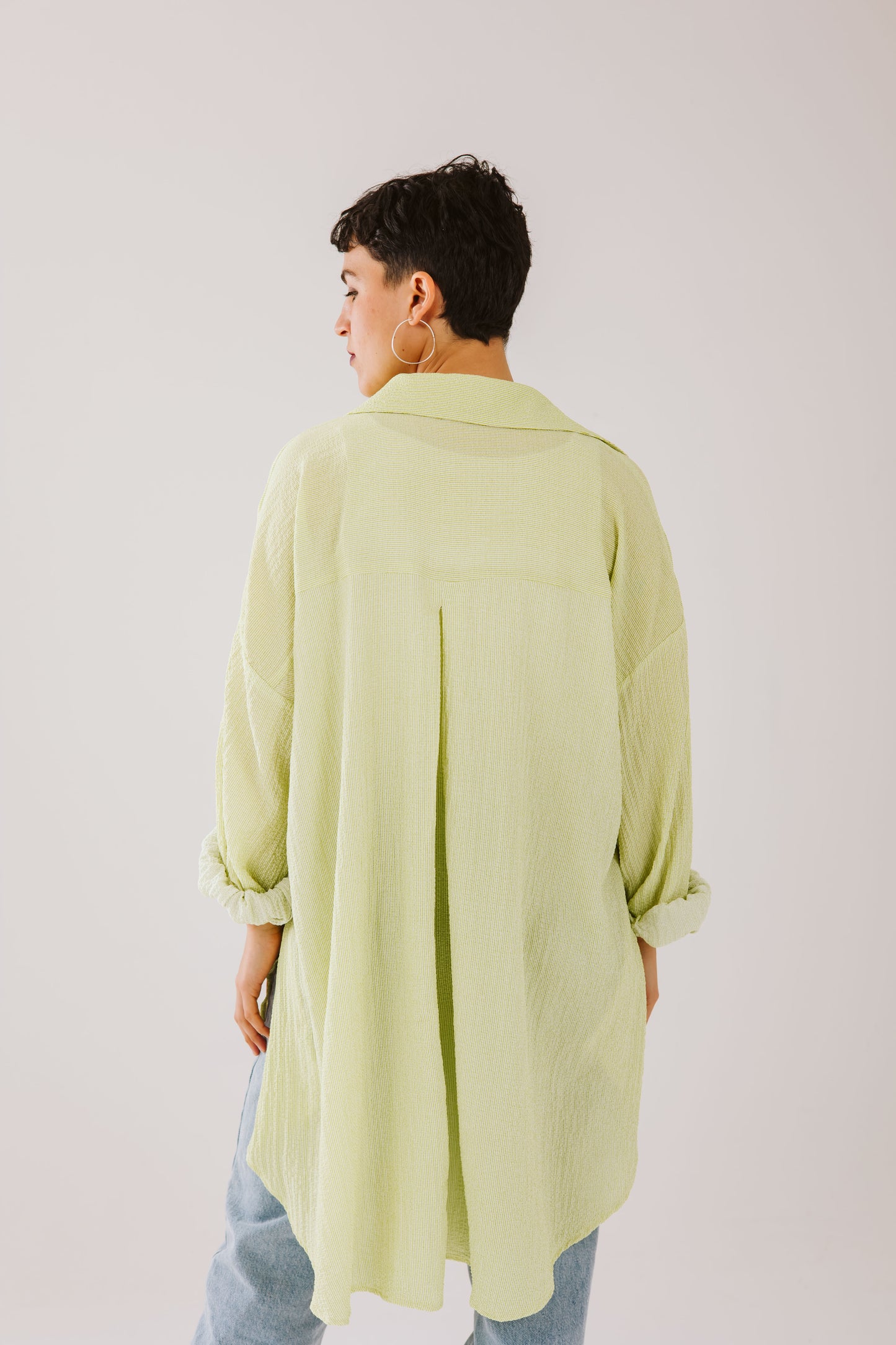 Airy chemise in lime