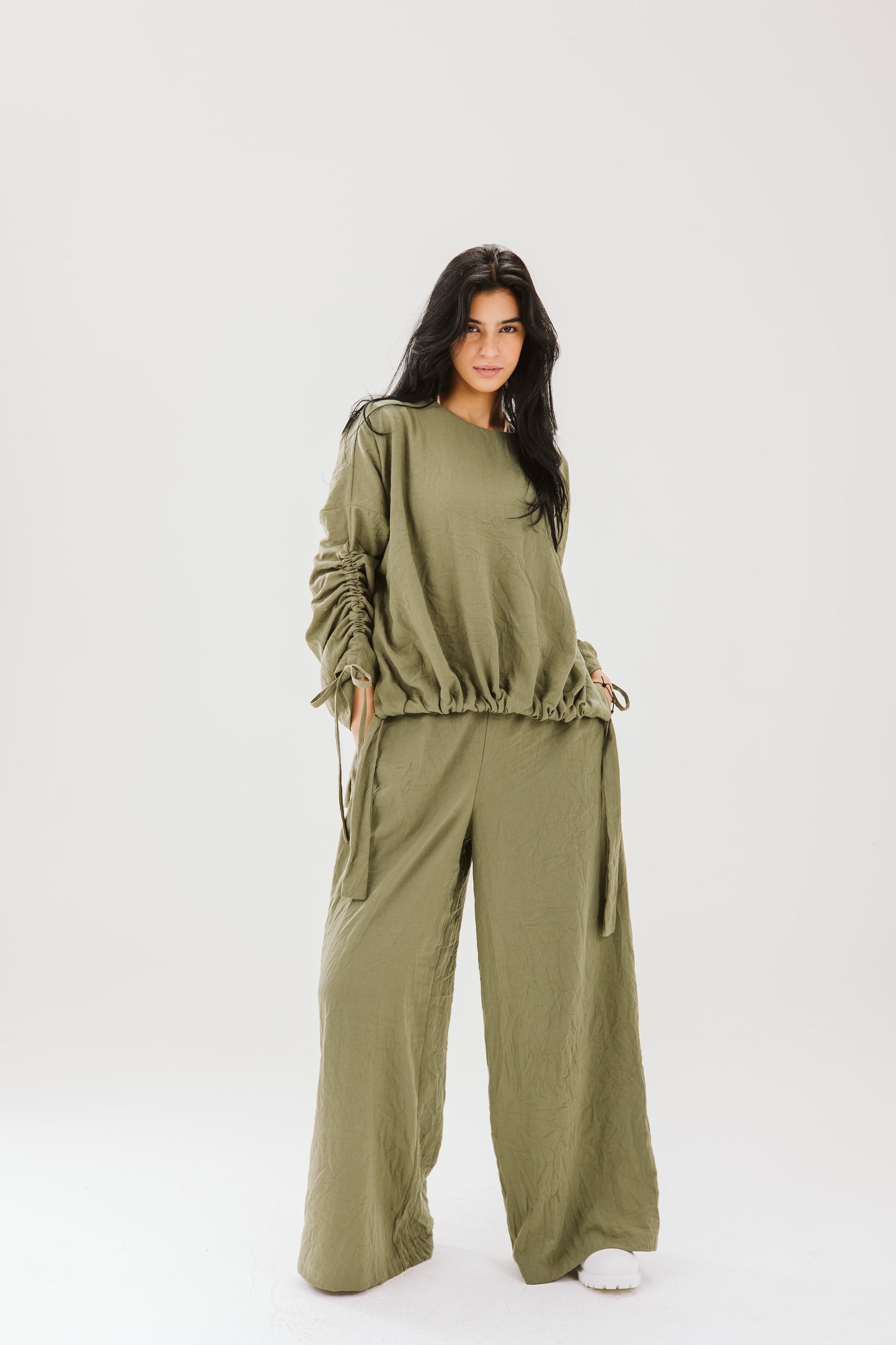 Sylva set in olive