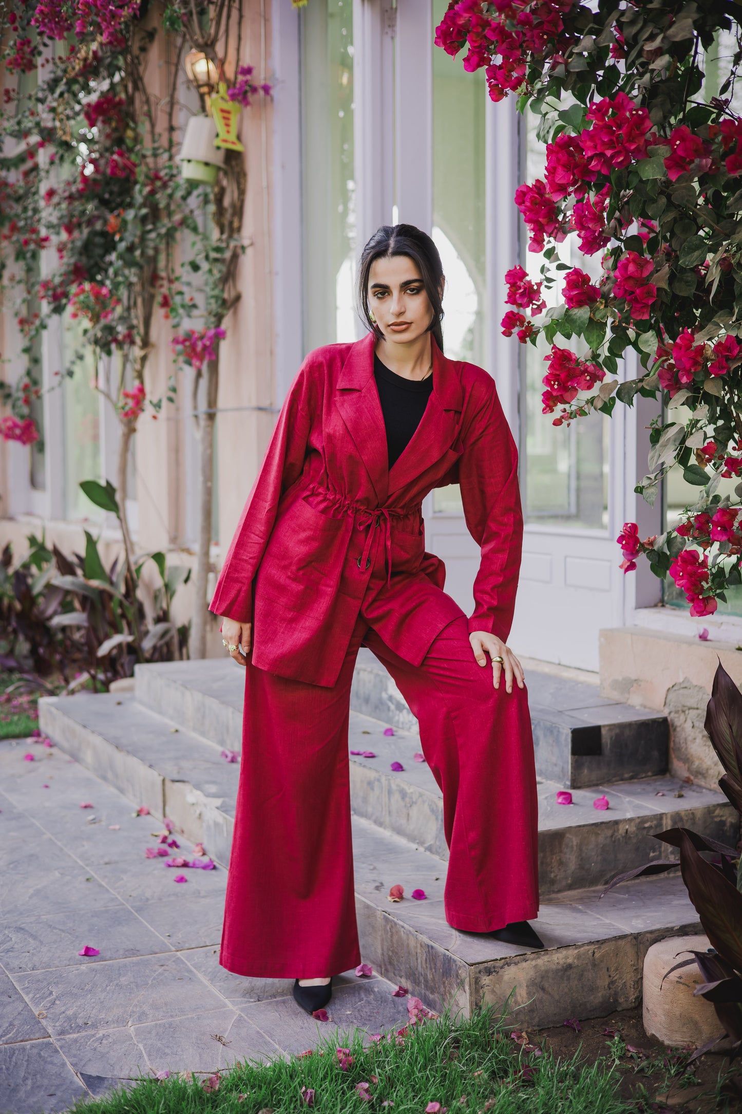 Linea blazer set in maroon