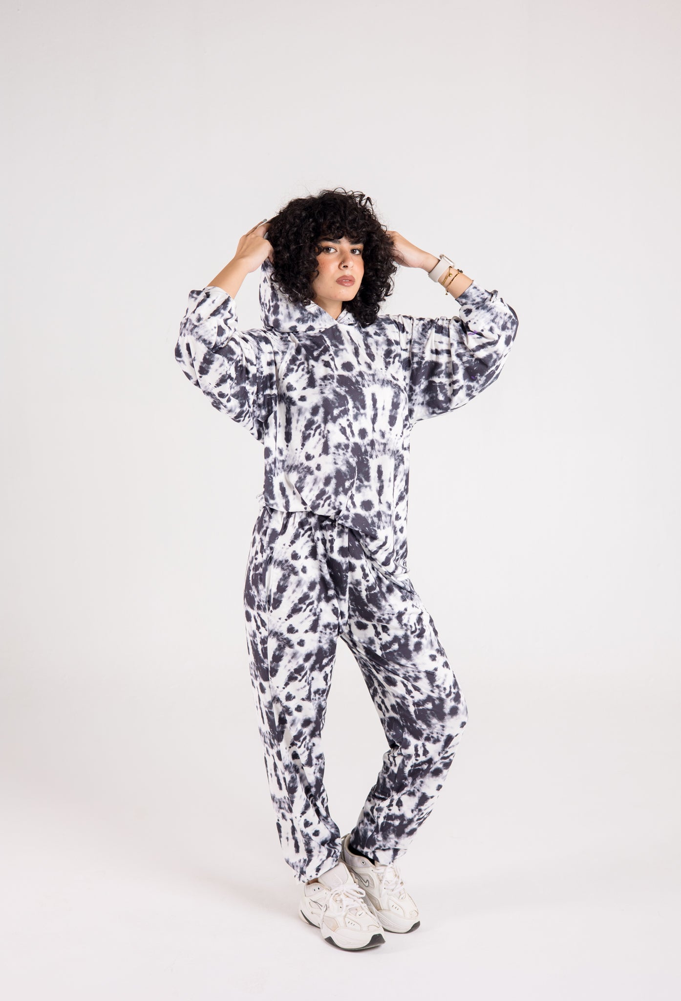 Black tye-dye set
