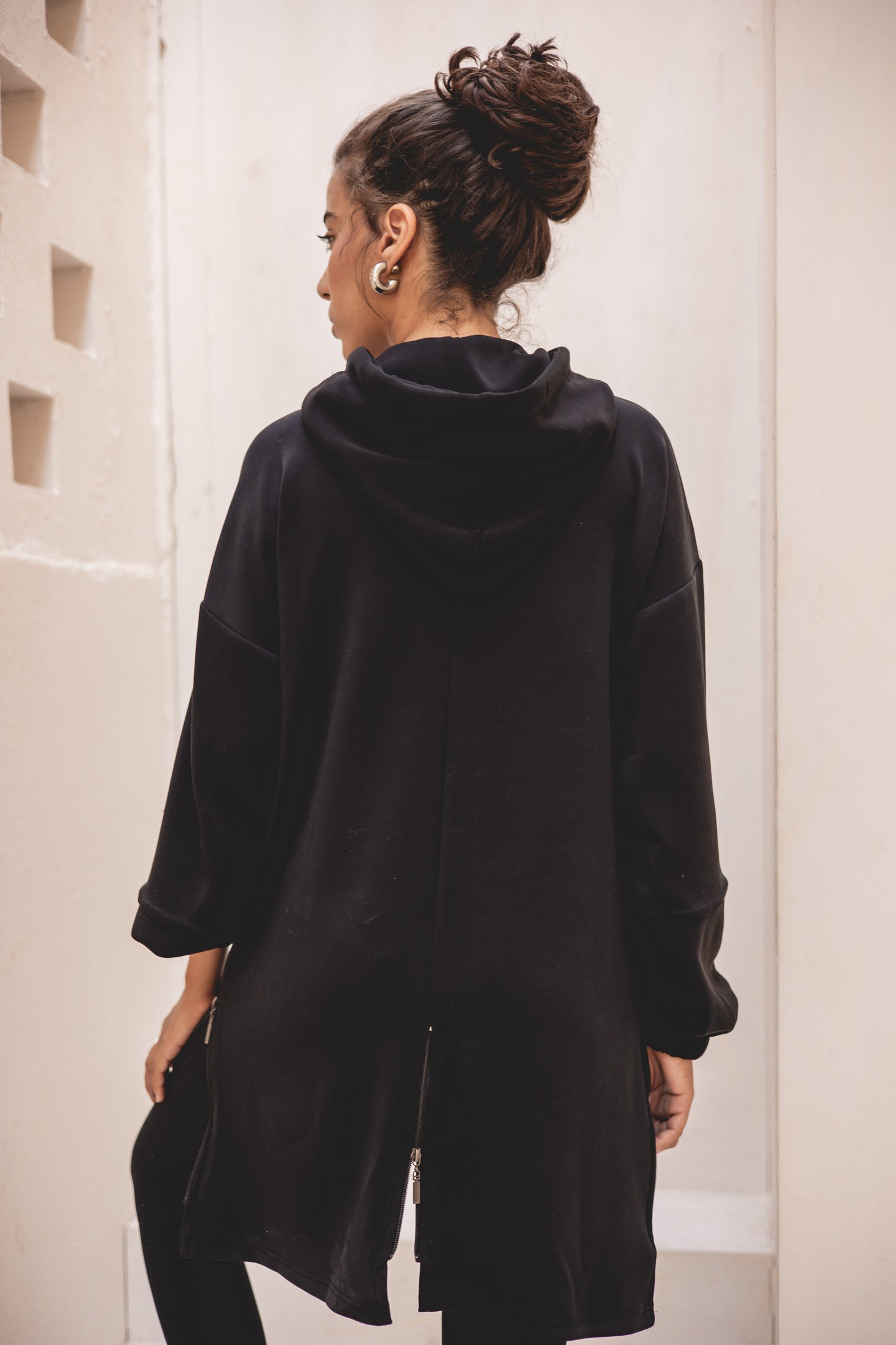 Core Zip breezy top in black