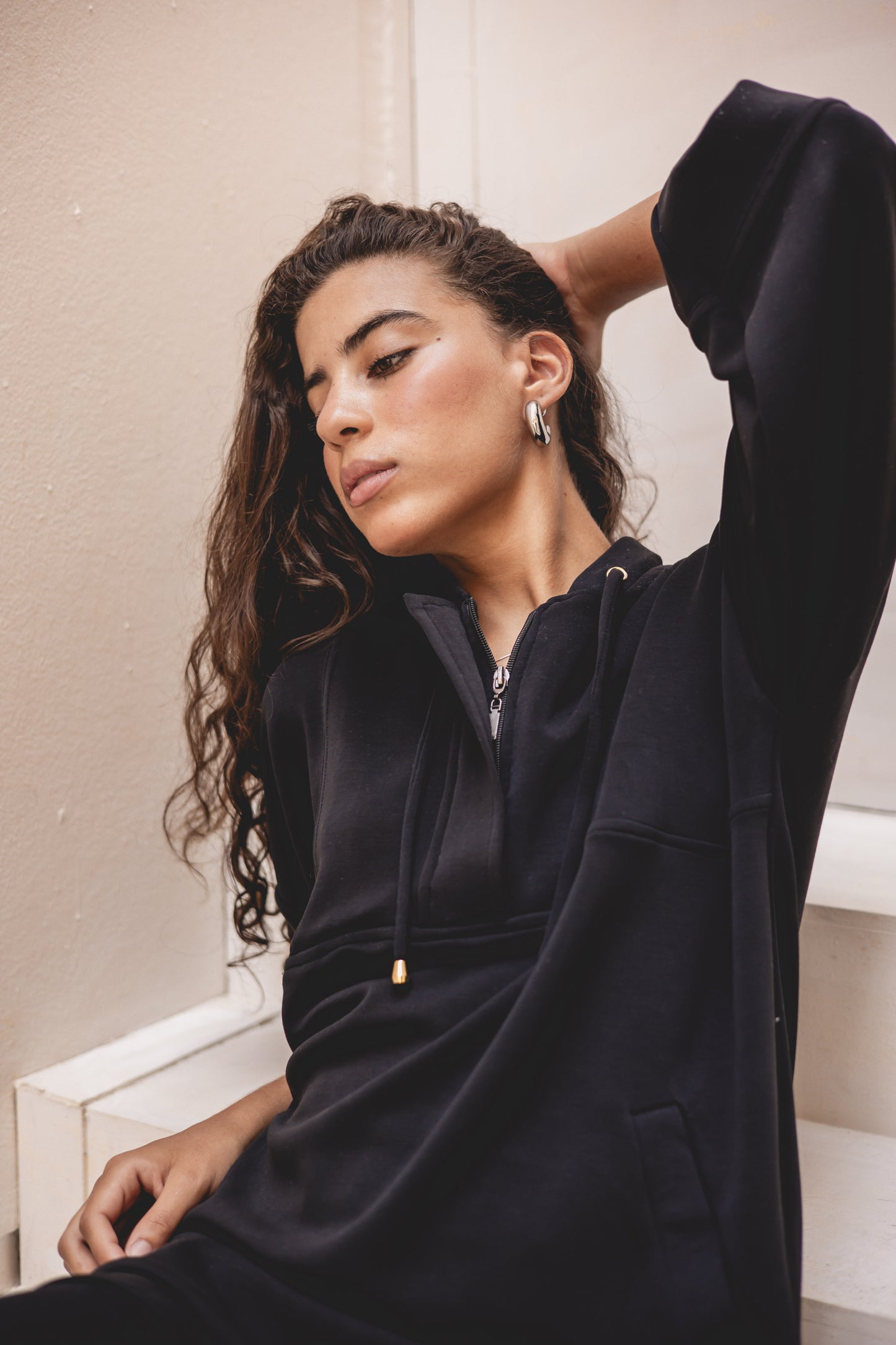 Core Zip breezy top in black