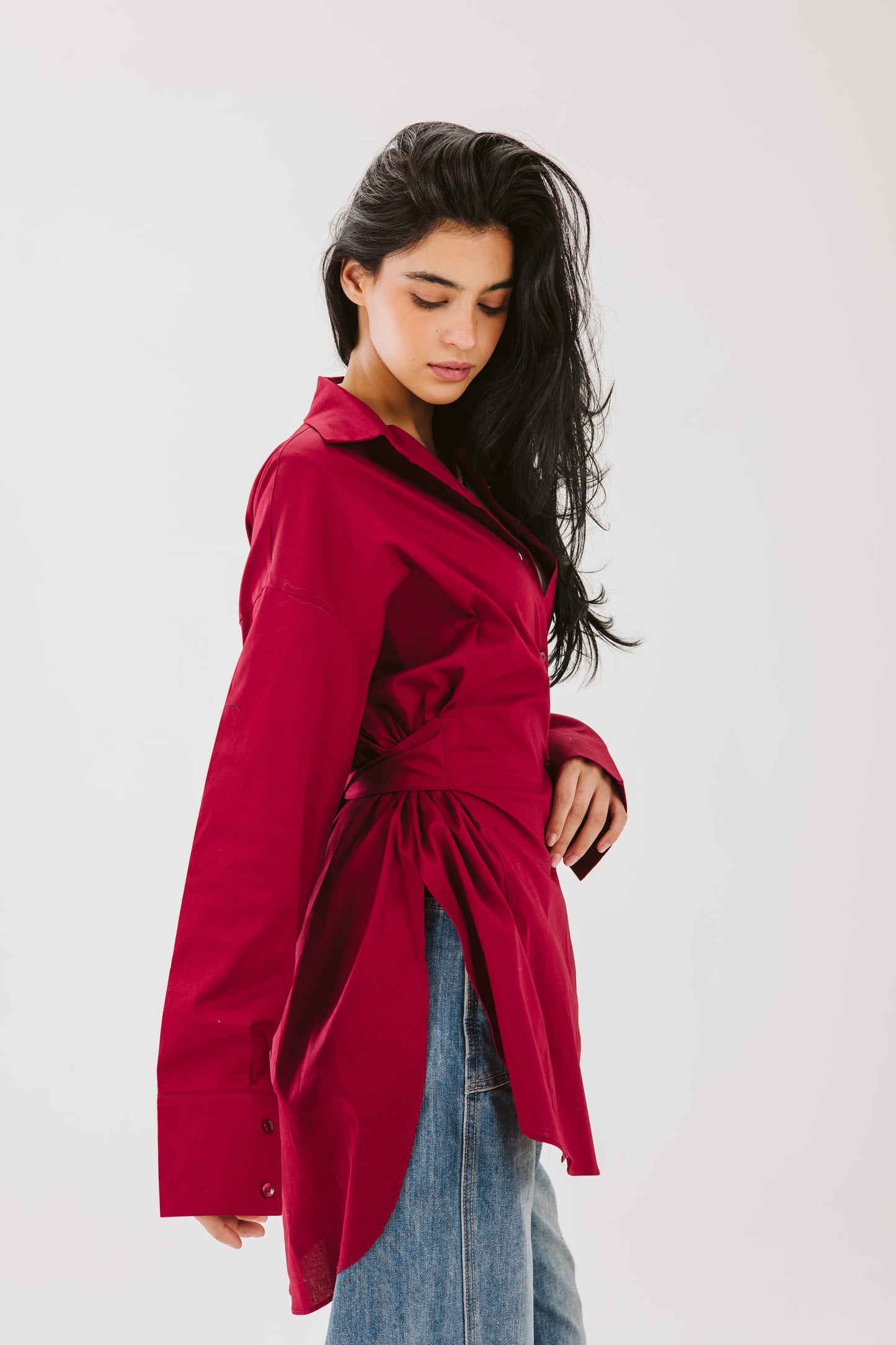 Ribbon chemise in maroon.