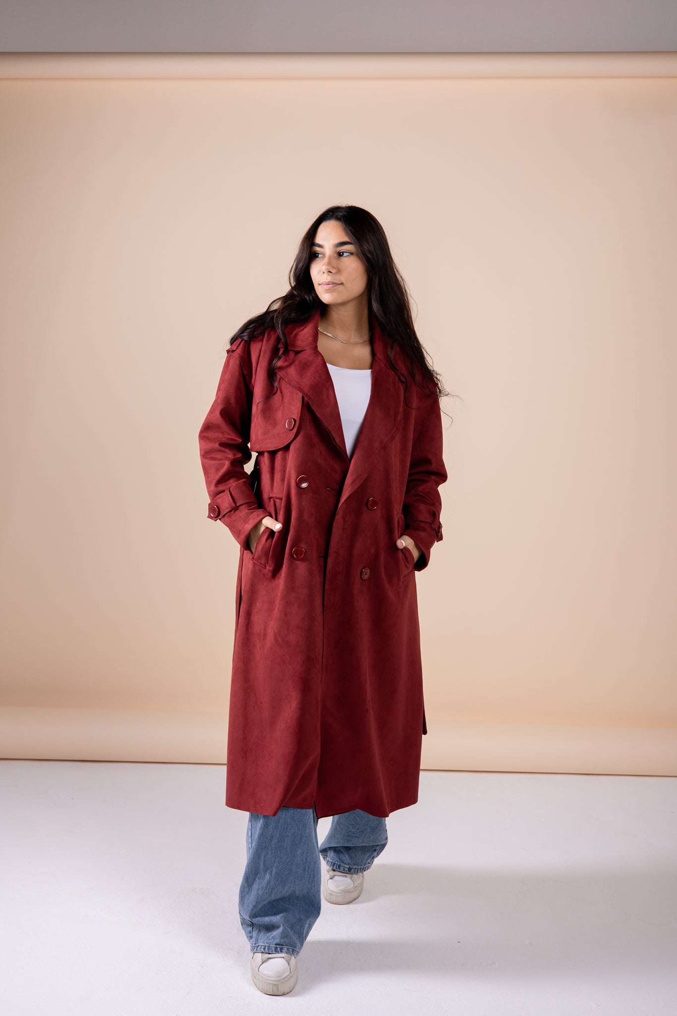 Suede manteau in maroon