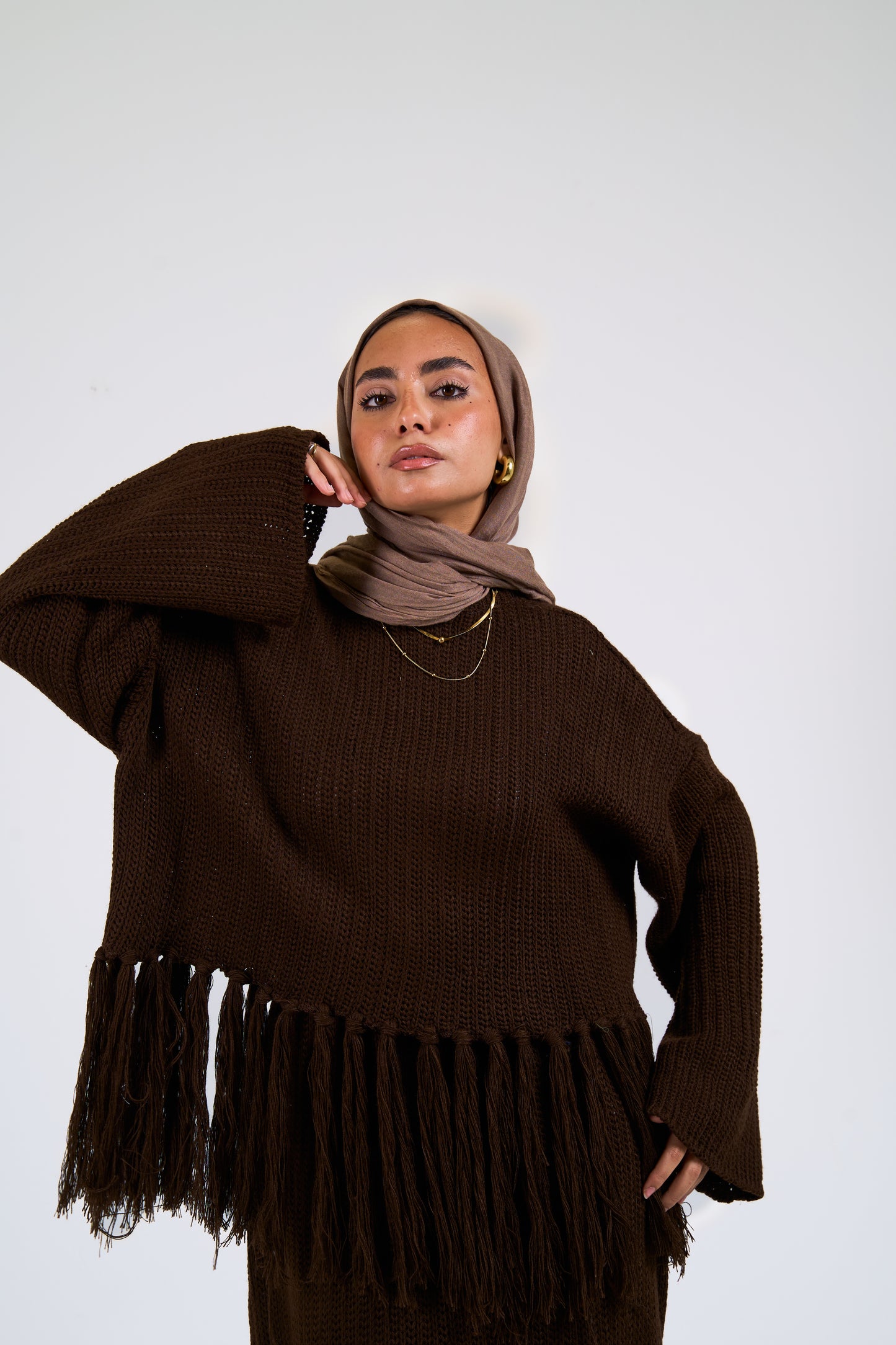 Tassel Flow set in brown