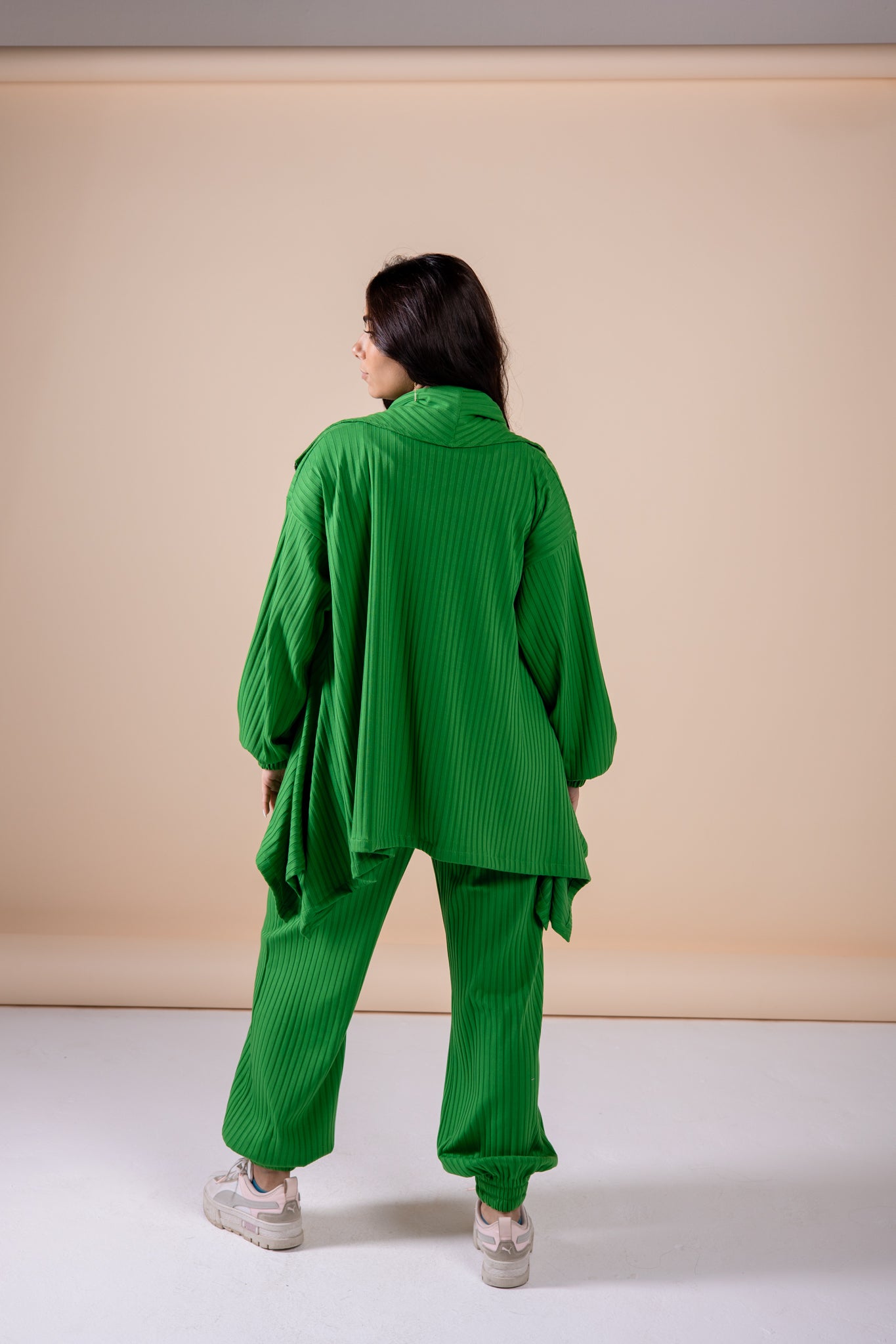 The asymmetrical set in green