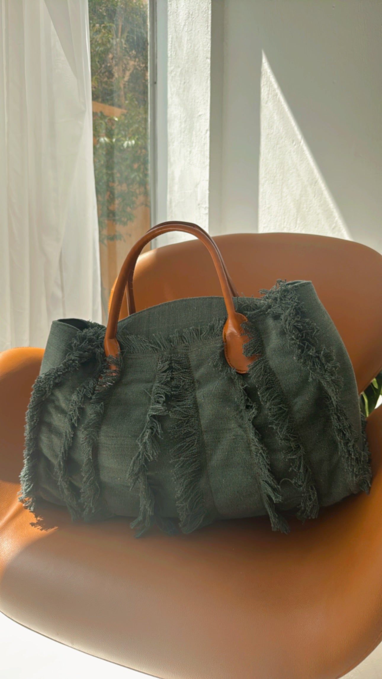 Maison Fringes bag in Olive
