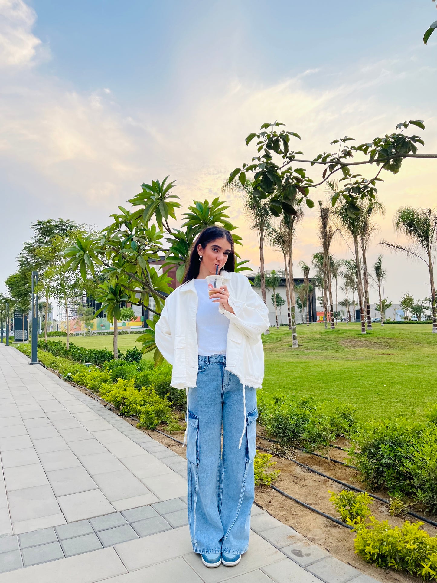 Cargo denim pants