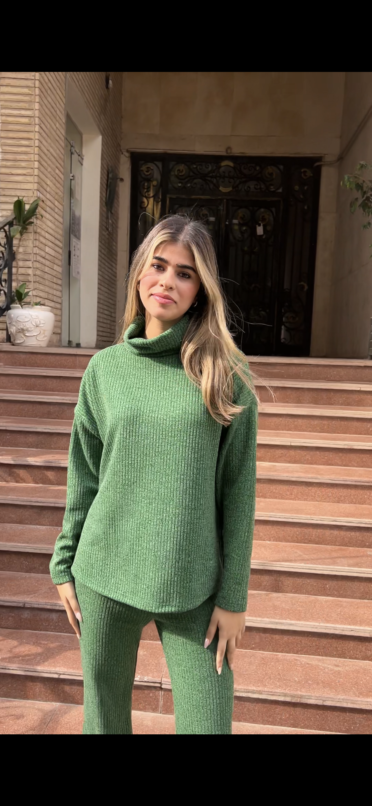 Roma set in green