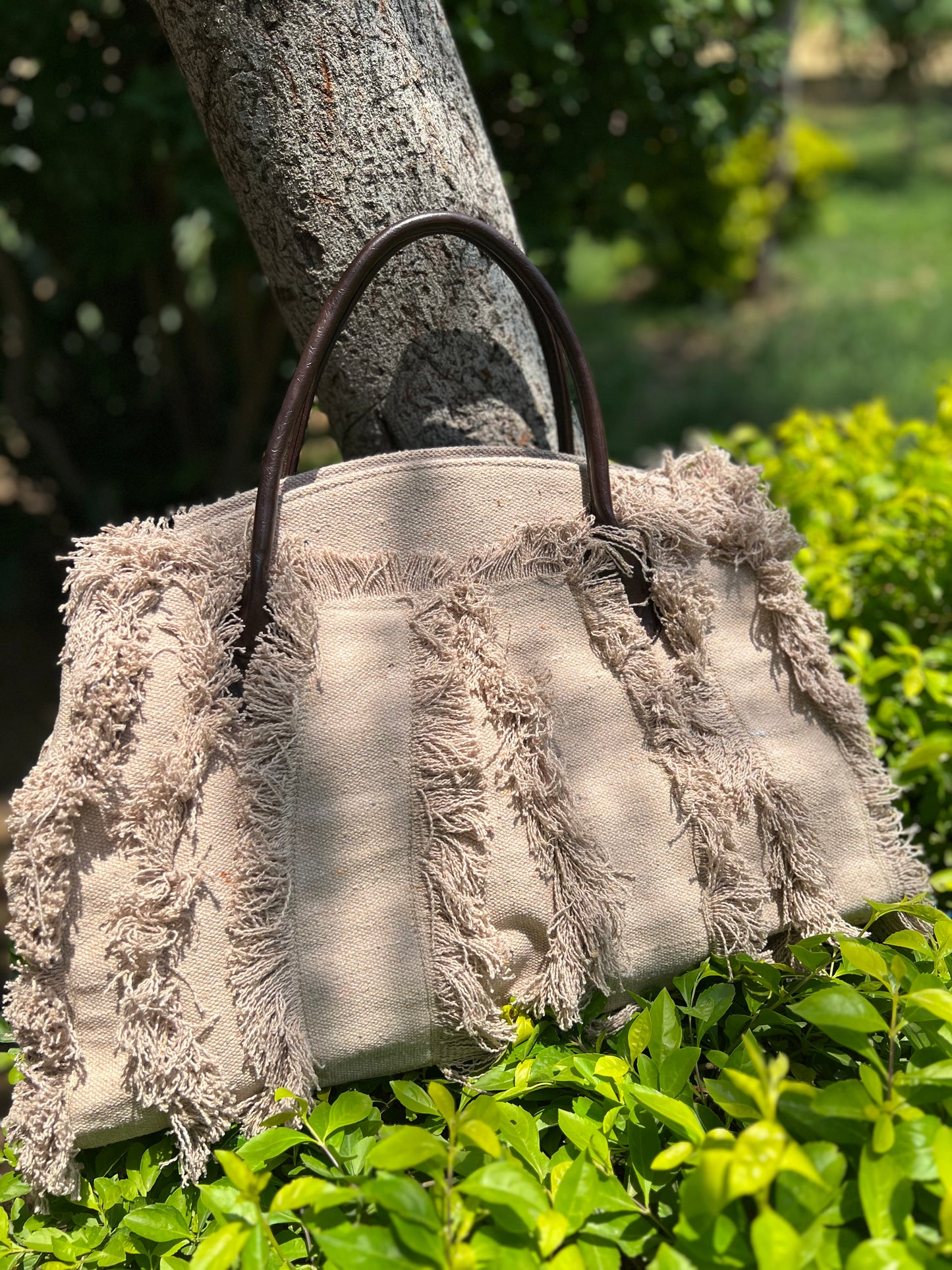 Maison Fringes bag in Olive