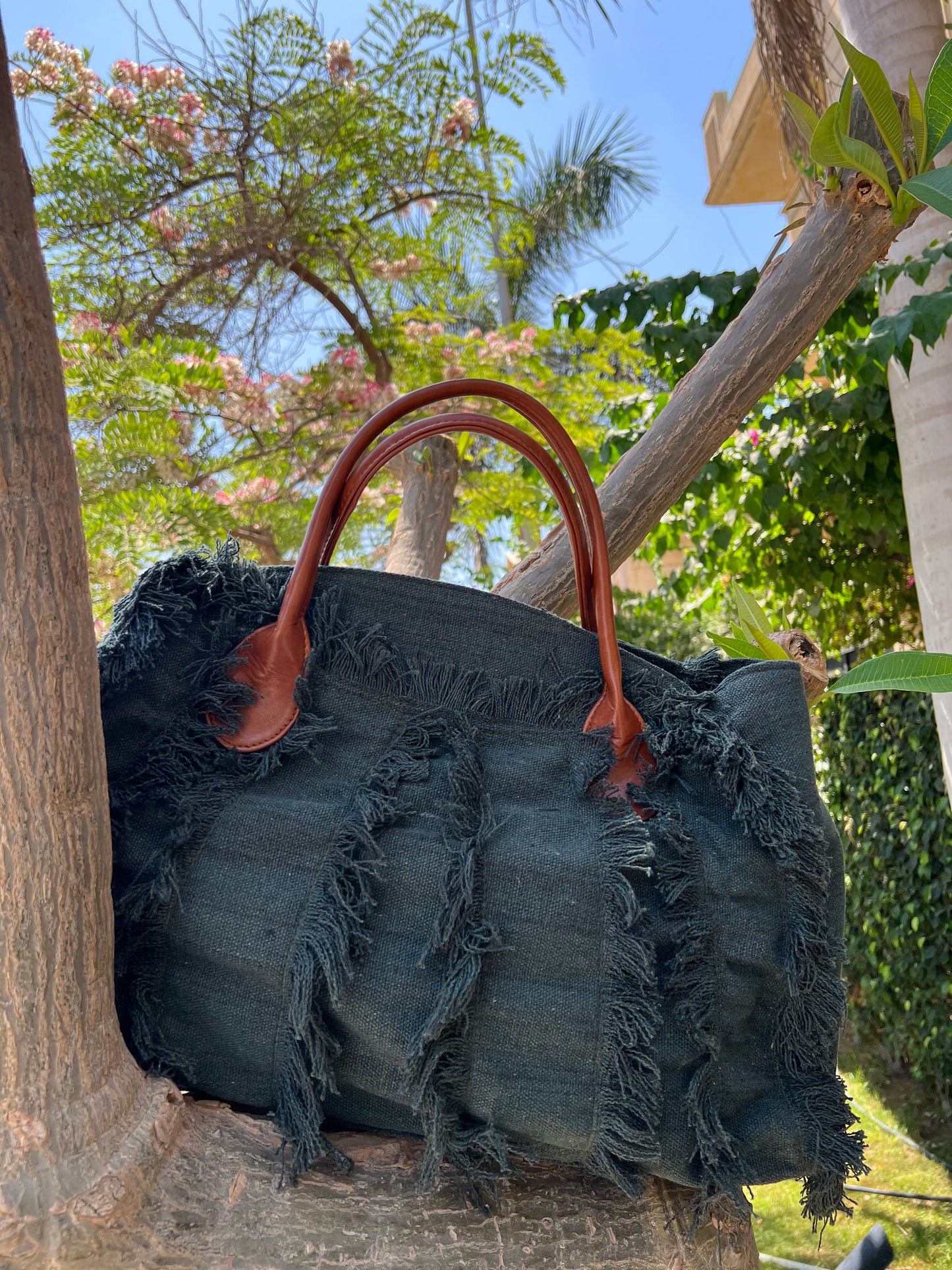 Maison Fringes bag in Olive