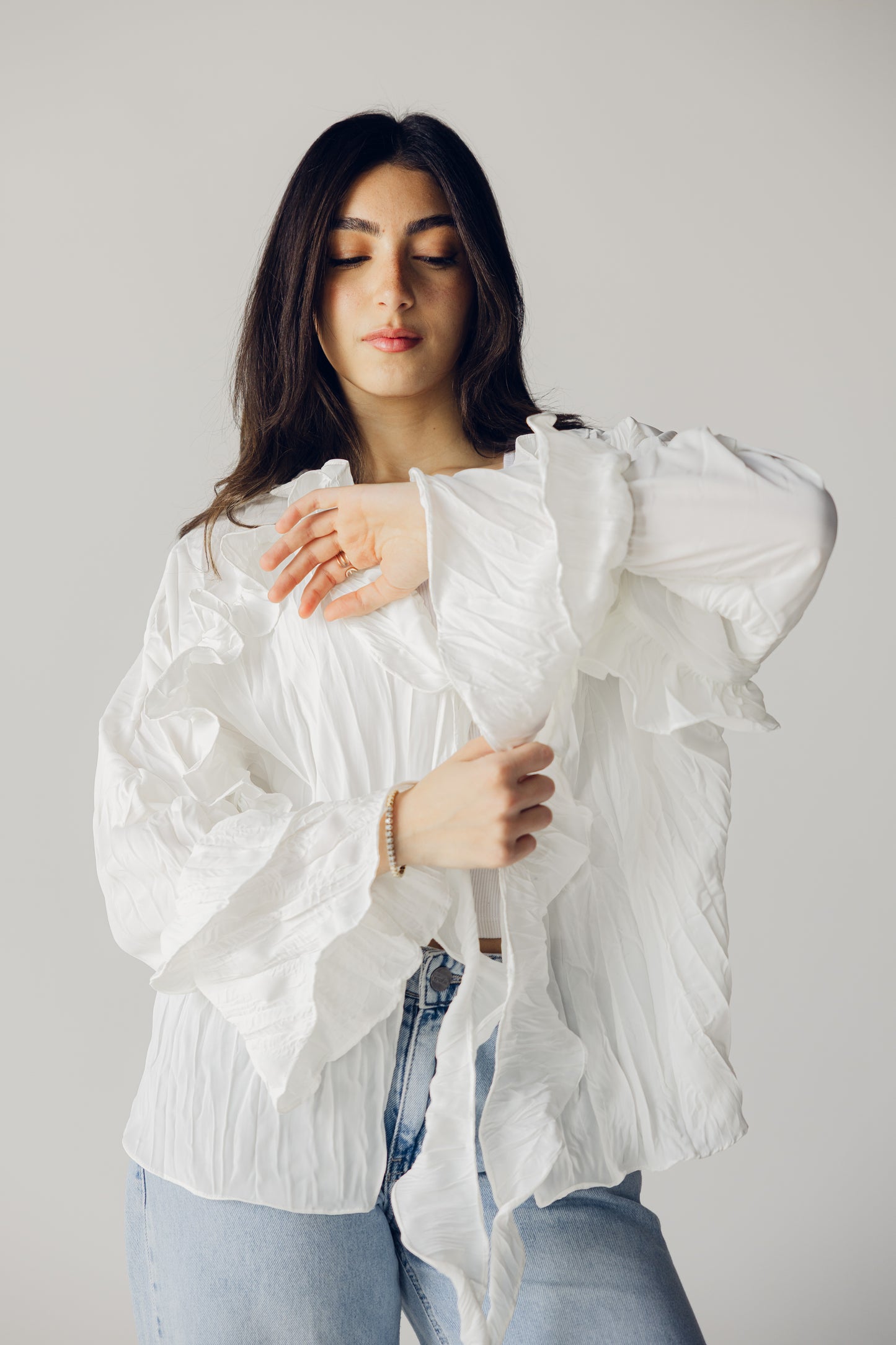 Ruffle top in white