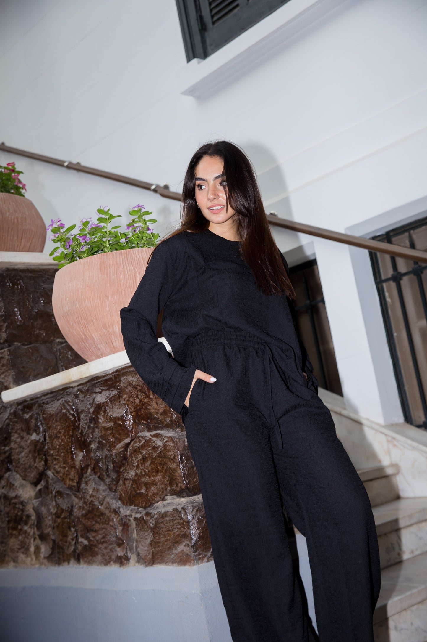 Easy to wear set in black