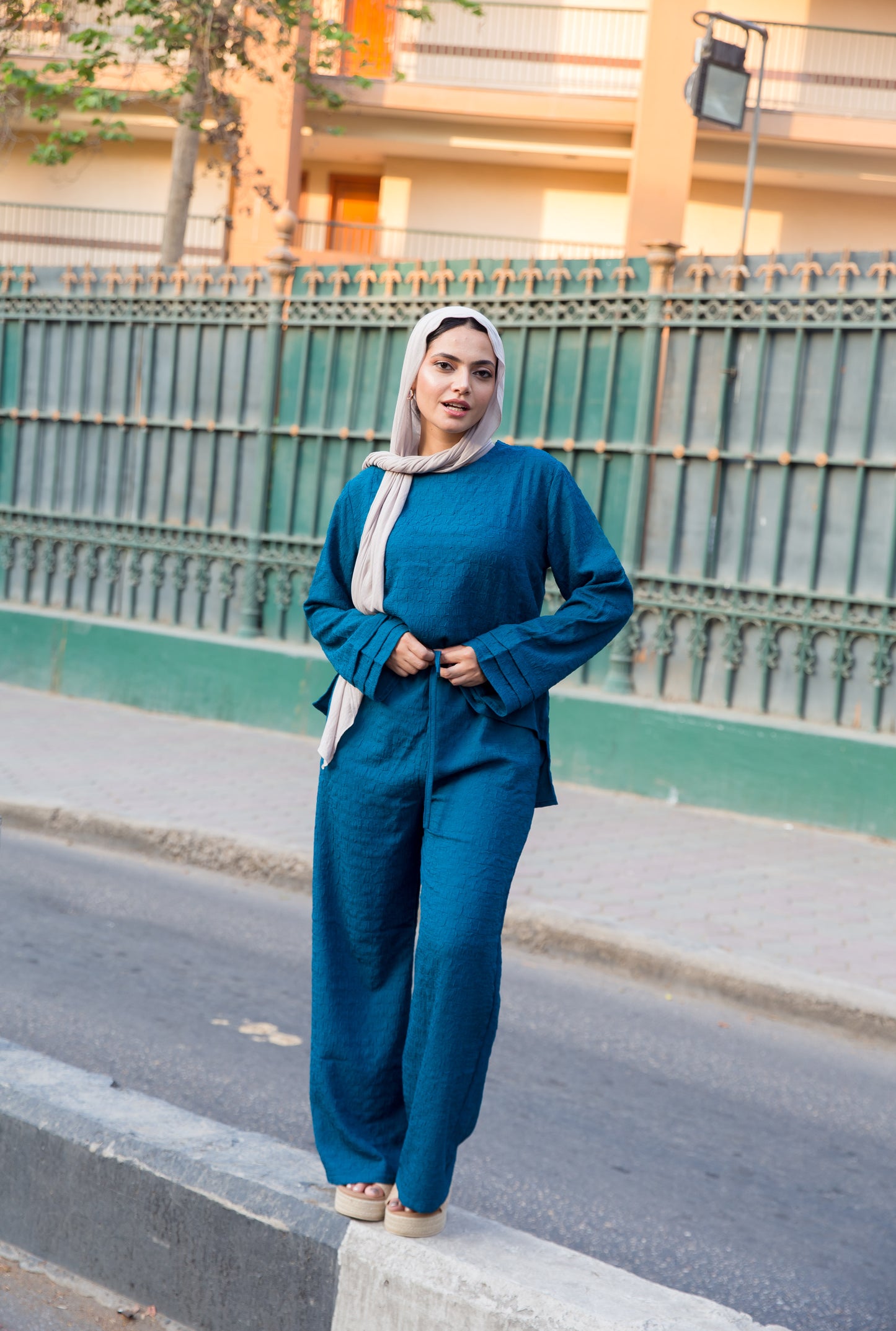Easy to wear set in teal