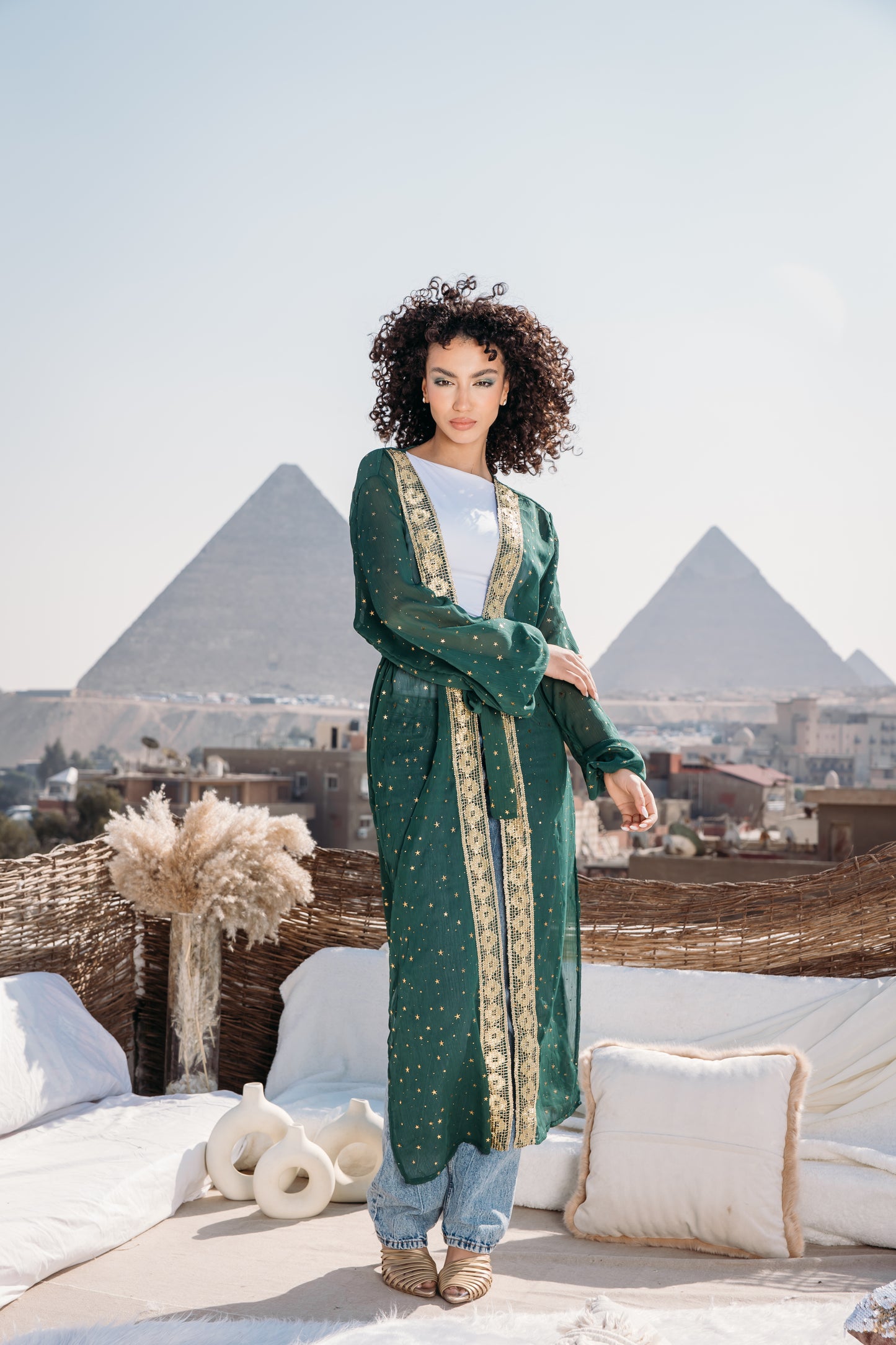 Leading lady stars kaftan in green