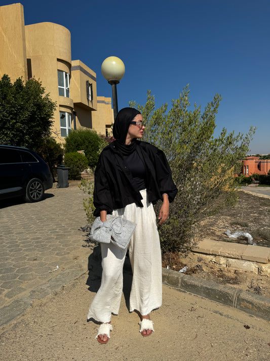 Wide leg pants in beige