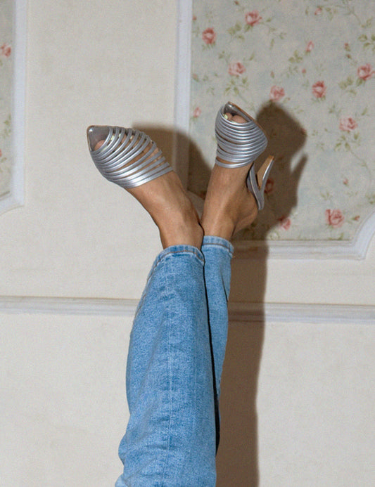 Strappy mule’s in silver