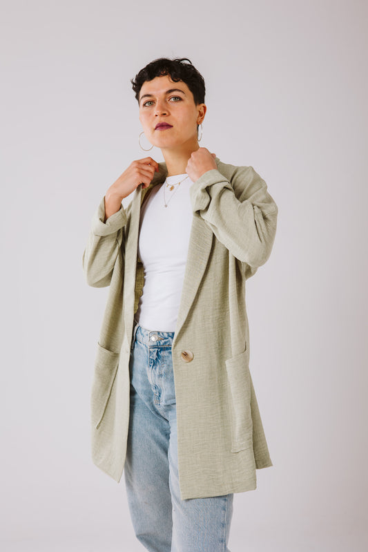 Not so serious blazer in mint.