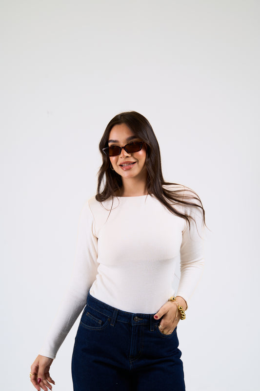 long sleeves basic top in Offwhite
