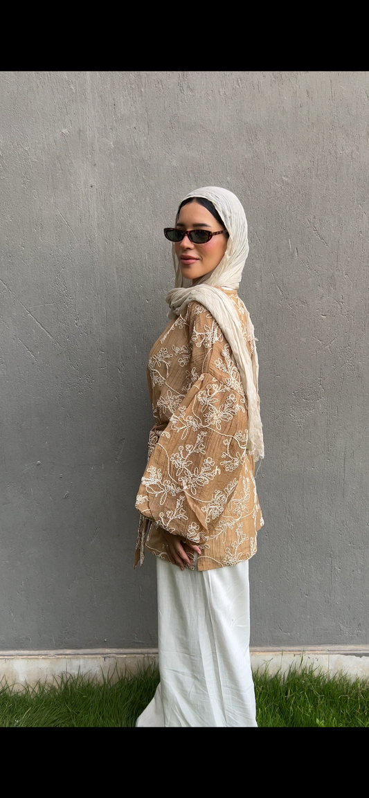 Puffy embroidered cardigan in Café