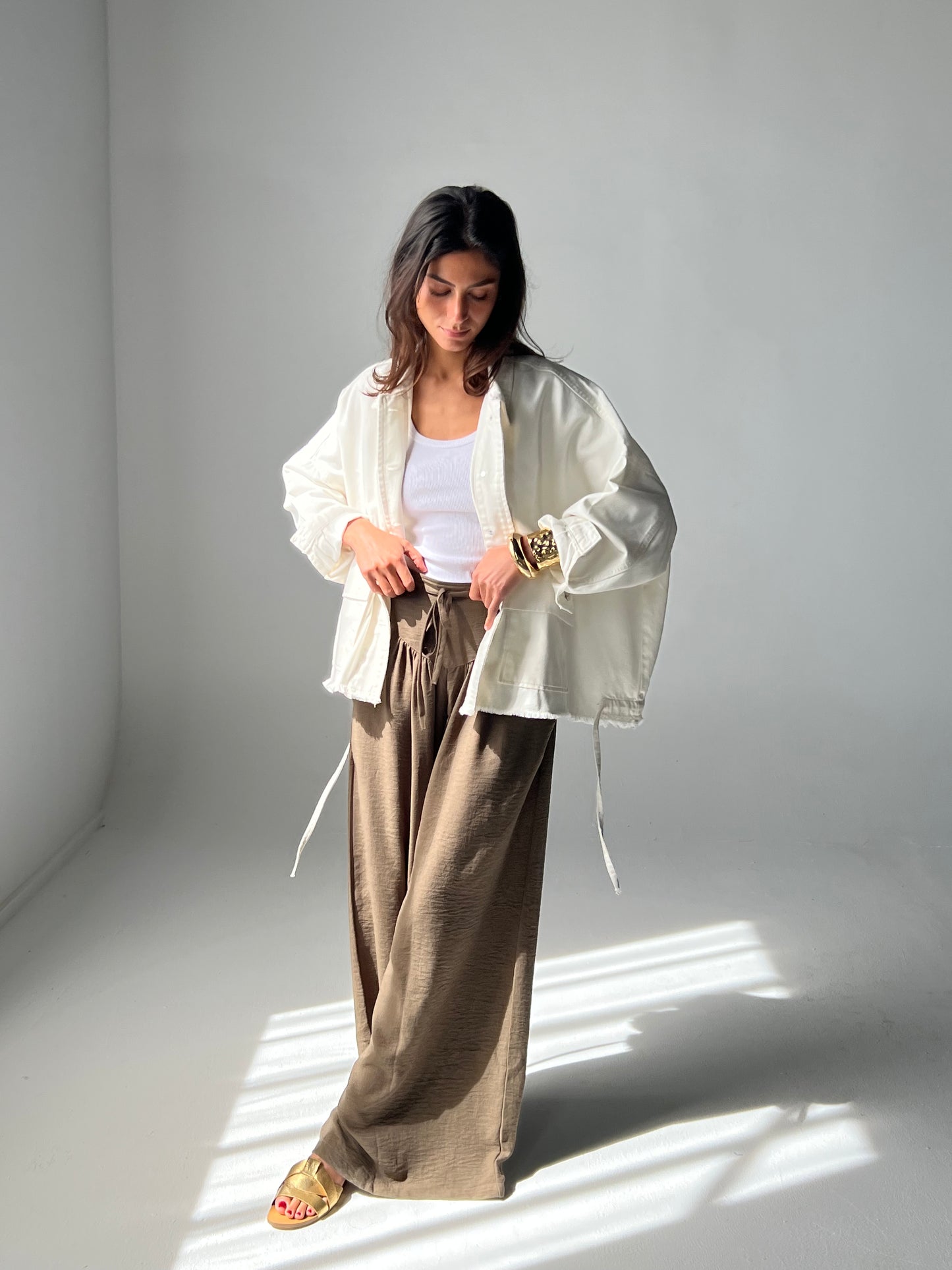 Snatched waist pants in olive