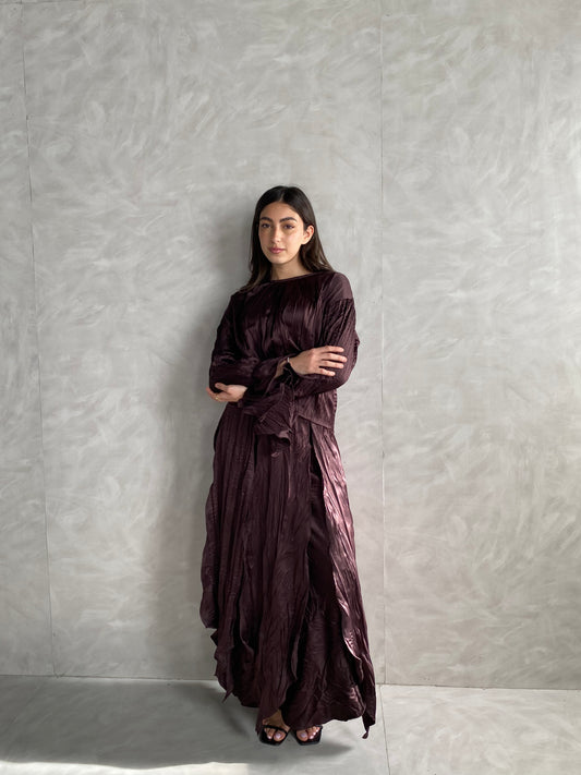 Satin plisse set in Burgundy