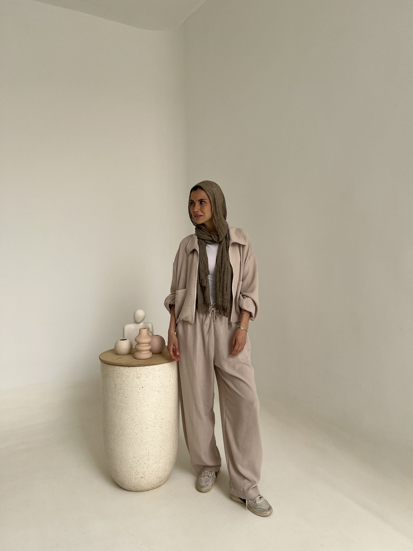 Zip up set in Beige
