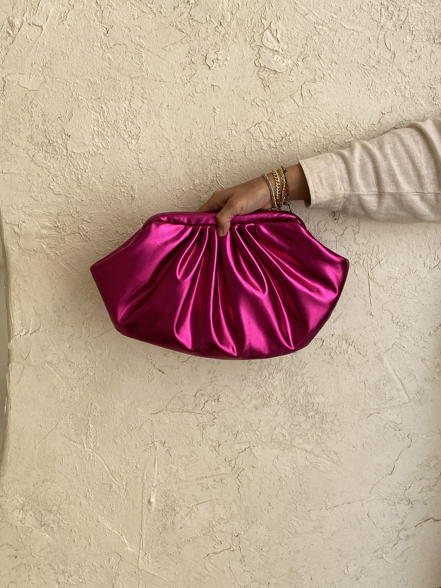 Fuchsia Clutch