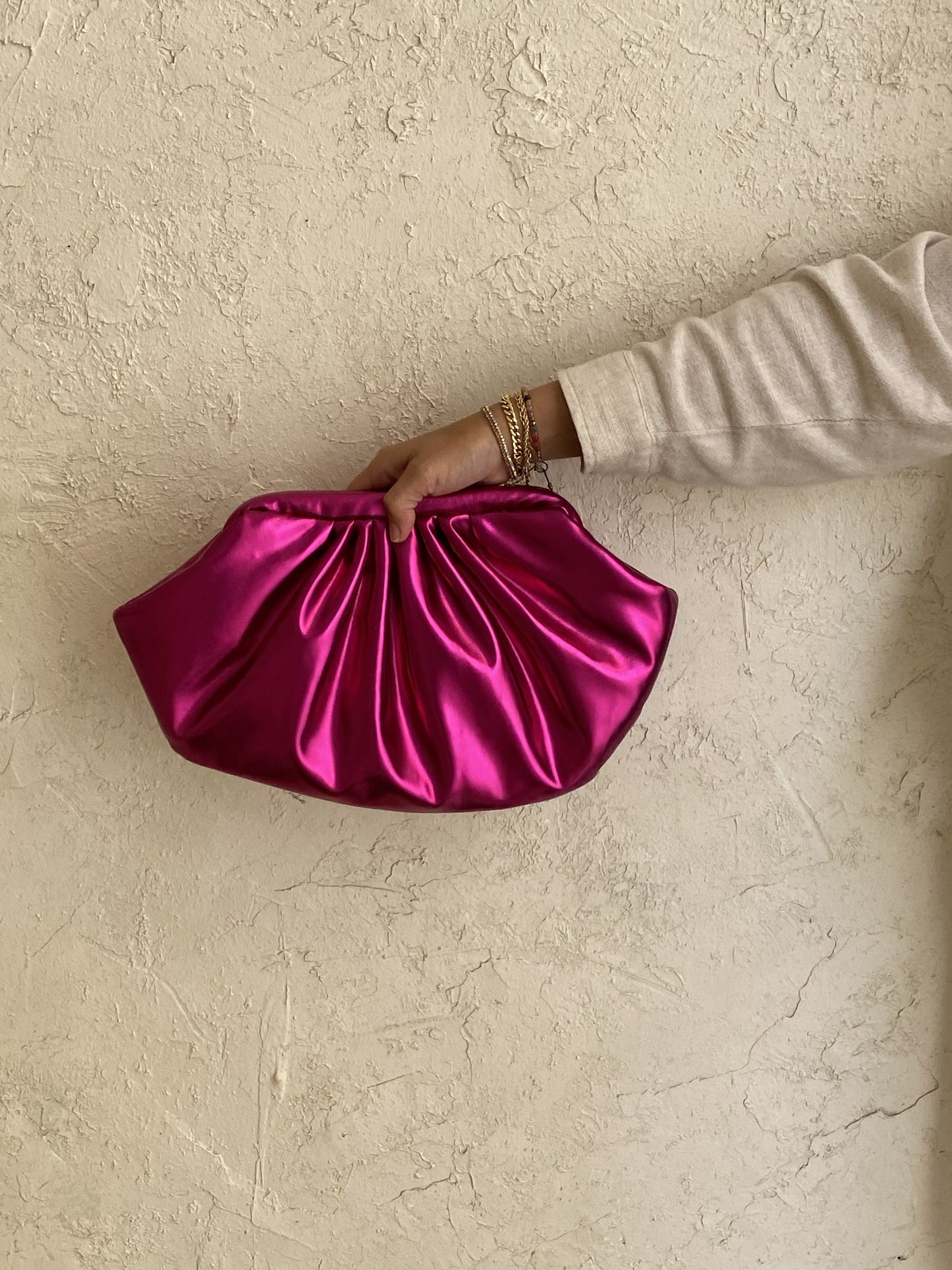 Fuchsia Clutch