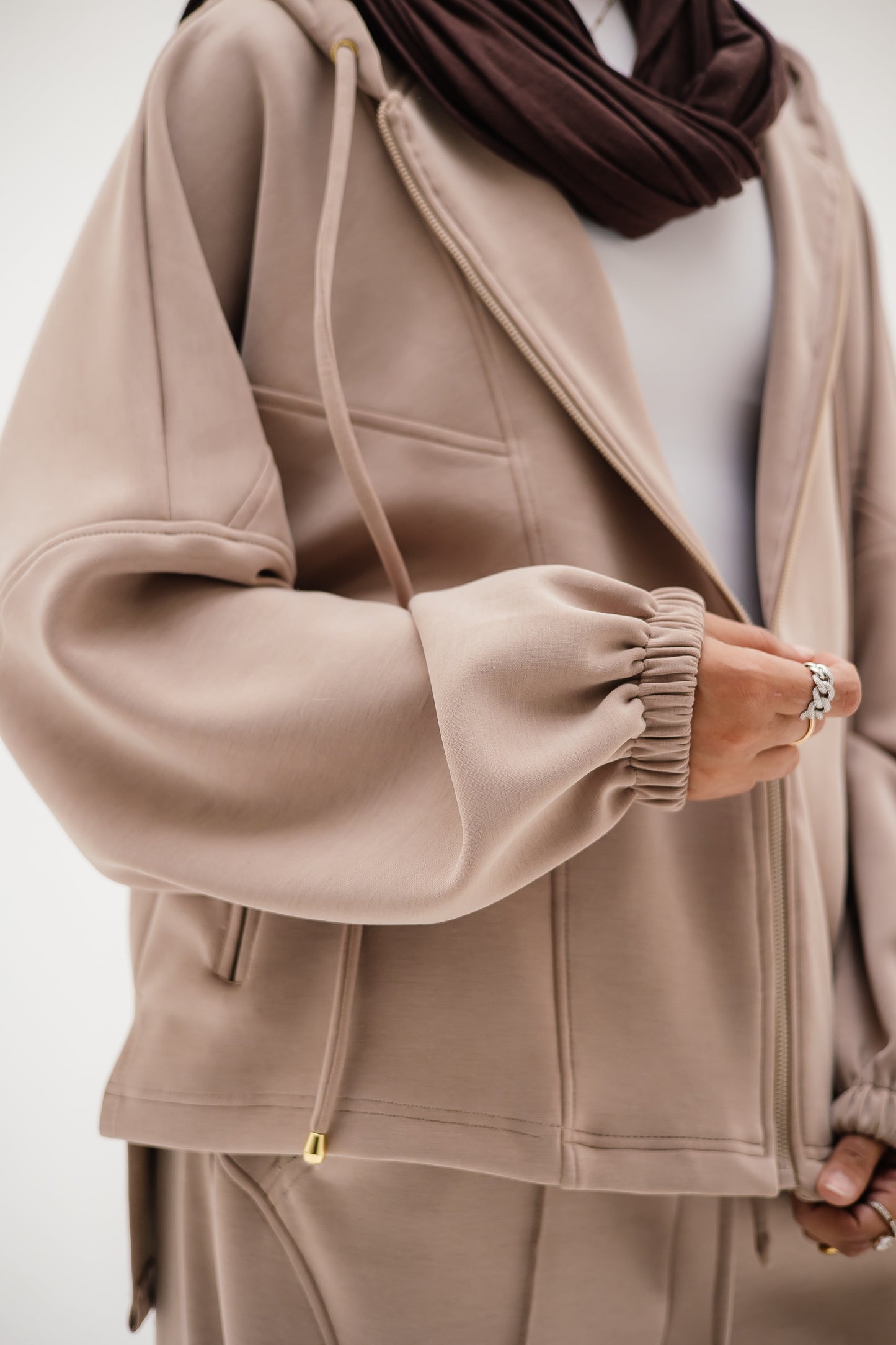 Soft Flow set in Mocha