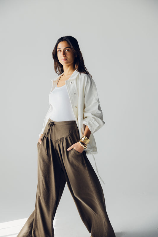 Snatched waist pants in olive