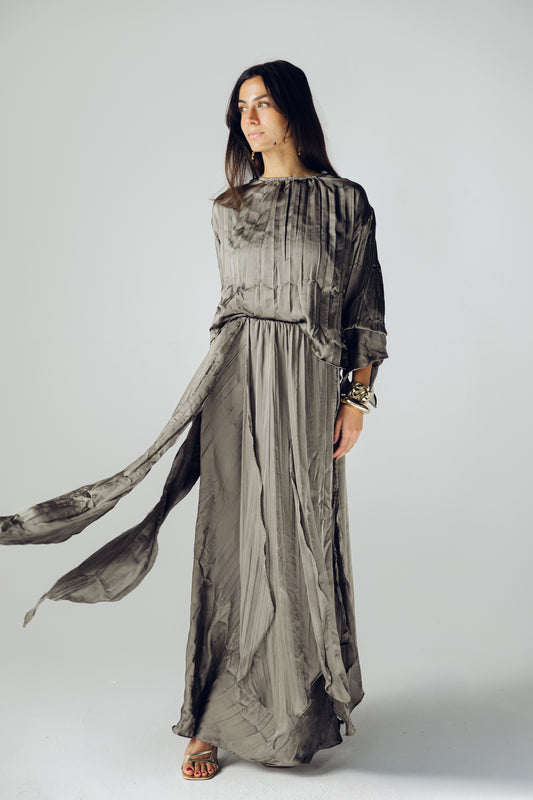 Satin plisse set in Olive