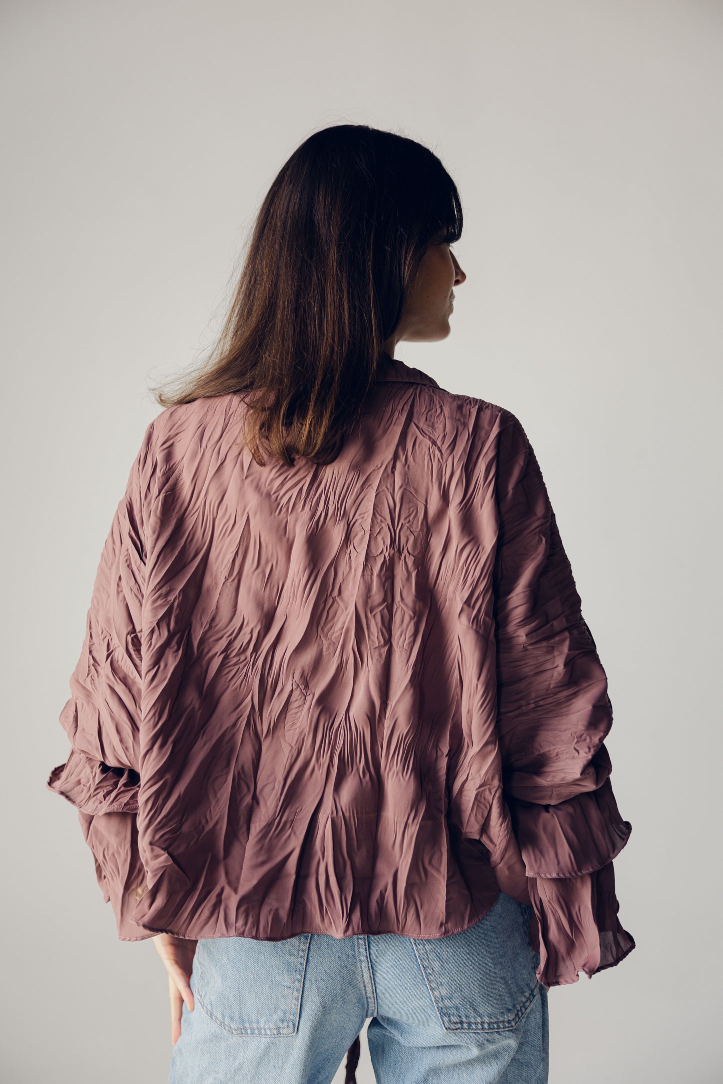 Ruffle top in brown