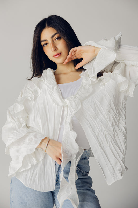 Ruffle top in white