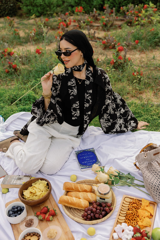 Puffy embroidered cardigan in Black