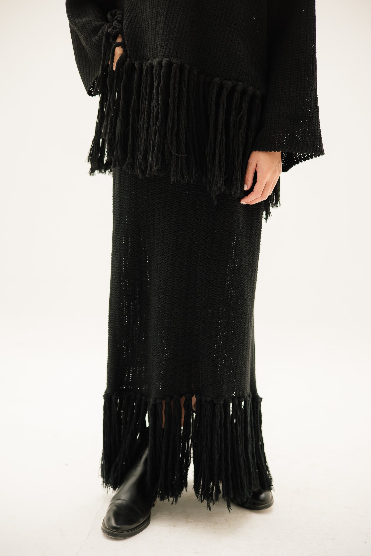 Tassel Flow set in Black (Pre order)