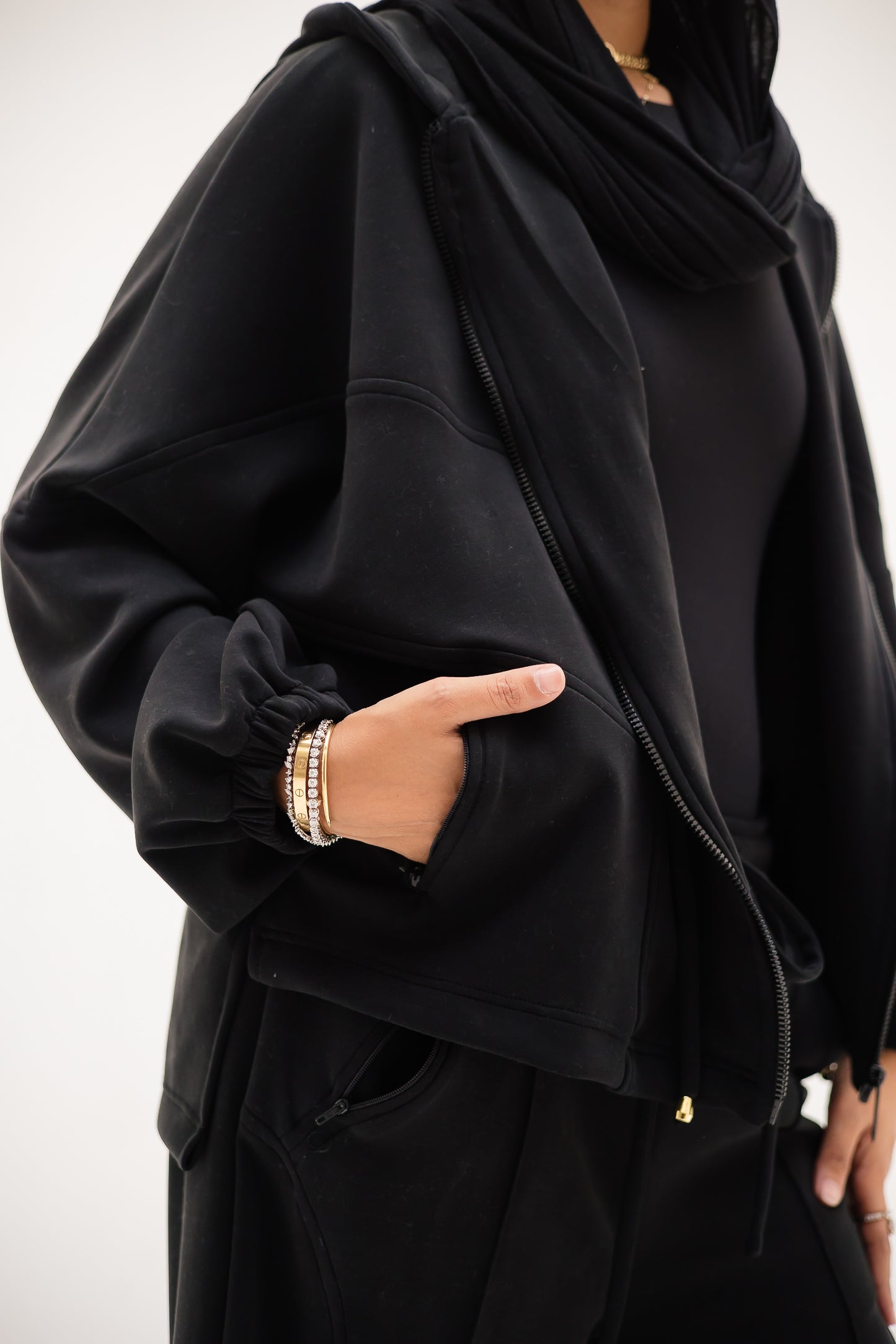 Soft Flow set in Black