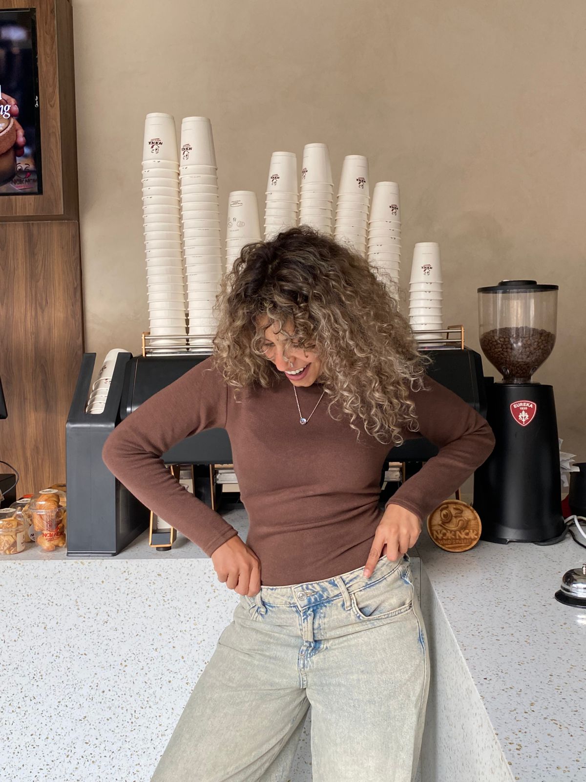 long sleeves basic top in brown